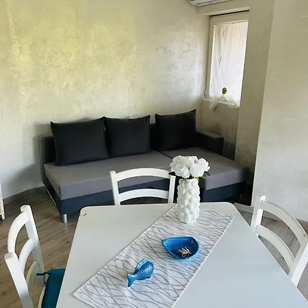 Casa Li Menduli *
